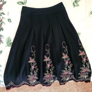 J.Jill Vtg 100% wool black A-lined embroidered skirt,size 2 ,pre-loved